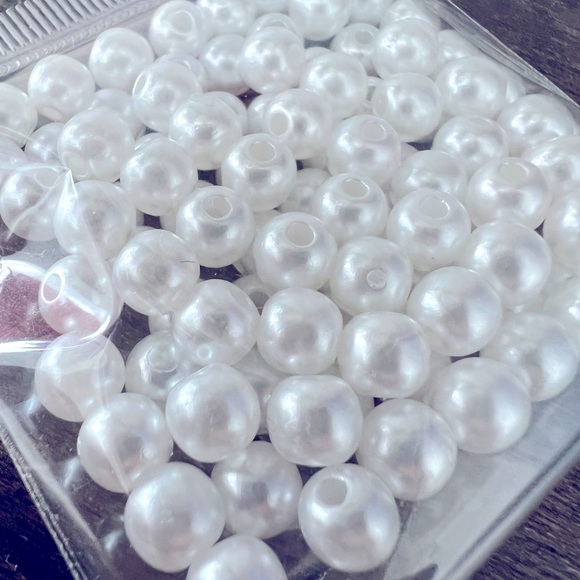 🆕 NEW 100 pcs 6 mm White Pearl Beads Perles lustrées blanches Round - Picture 11 of 16